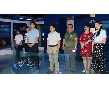 銀川市投資促進(jìn)局、山東濰坊商會領(lǐng)導(dǎo)一行來集團(tuán)參觀訪問